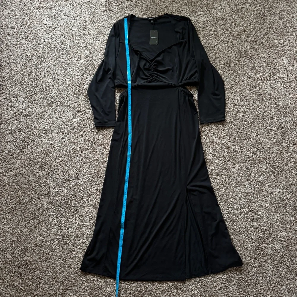 Torrid Black Cutout Maxi Dress Ruched Long Sleeve Bodycon NWT 00 - Picture 10 of 11